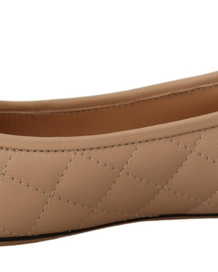Salvatore Ferragamo Elegant Quilted Leather Flats - Chic Dual-Tone Design