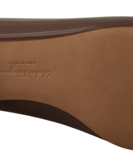 Salvatore Ferragamo Elegant Caraway Brown Pumps with Vara Bow