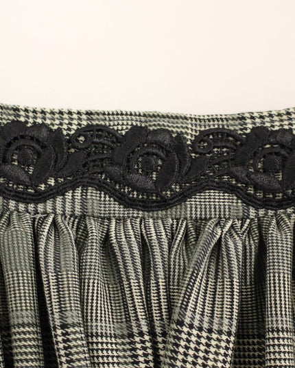 NOEMI ALEMÁN Gray Checkered Wool Shorts Skirt