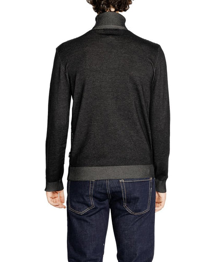 Hamaki-Ho Black Viscose Turtleneck