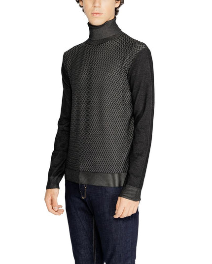 Hamaki-Ho Black Viscose Turtleneck