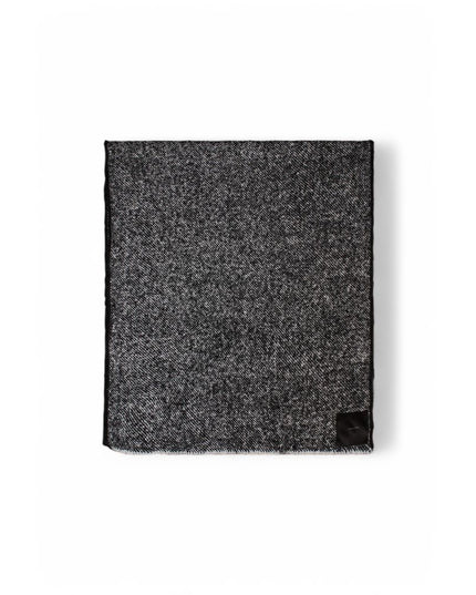 Calvin Klein Black And White Polyester Scarf