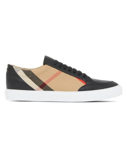 Burberry Black Leather New Salmond Sneakers