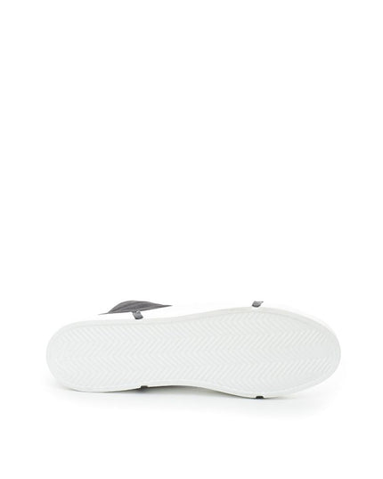 Roberto Cavalli Elegant Suede Sneakers in Chic Black