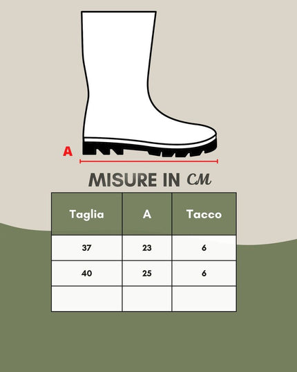 Alexander McQueen Elegant Black Leather Boots