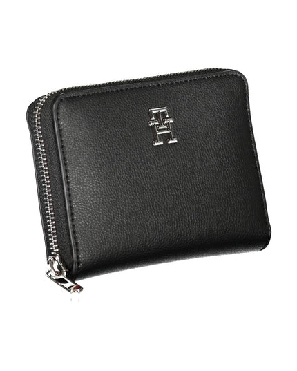 Tommy Hilfiger Elegant Black Zip Wallet with Multiple Compartments