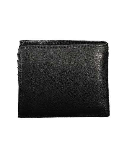 Tommy Hilfiger Sleek Black Leather Wallet with Ample Storage