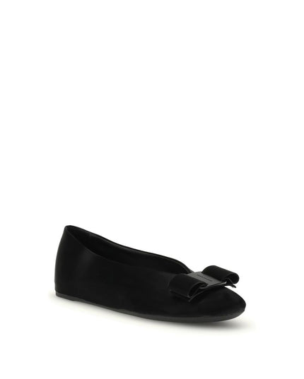 Ferragamo Black Calf Leather Bos Taurus Ballet Flats