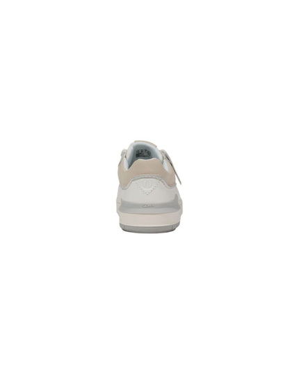 Clarks White Leather Low Top Sneakers