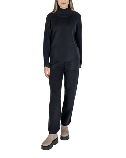 Cleré Black Viscose Sweater