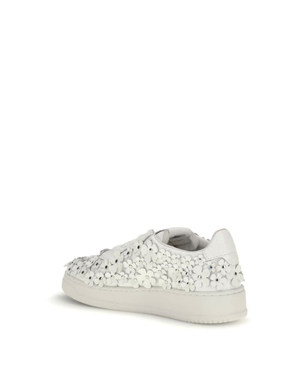 Autry White Calf Leather Bos Taurus Low Top Sneakers